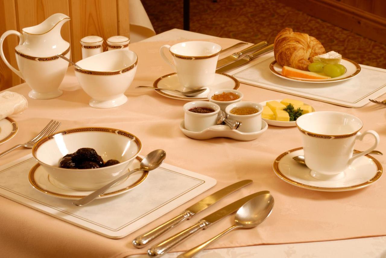 Hotel Thornbank House Offering Breakfast And With Free Off Site Health Club à Windermere Extérieur photo